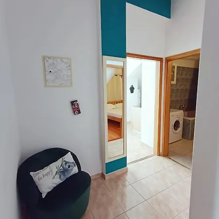 Lo - With Swimming Pool * Split